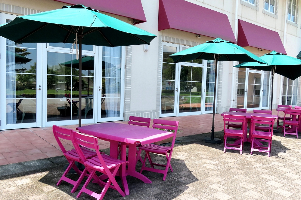 おしゃれなテント席